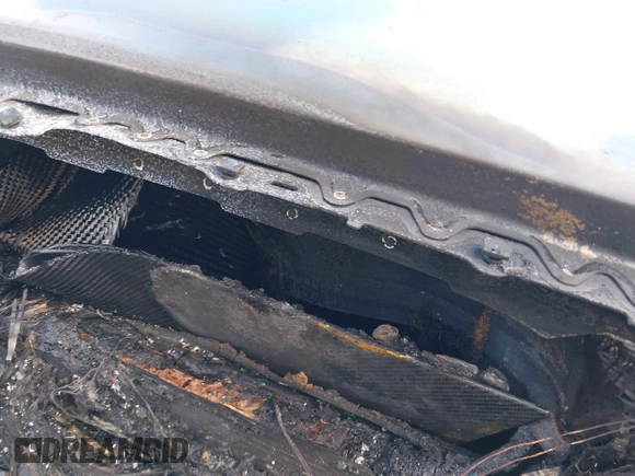 2021 Audi R8 z VIN WUAKBAFX5M7900468, wystawiony jako IAAI lot #41214857 z przebiegiem Nie podano mil oraz . Historia ofert i sprzedaży dostępna na DreamBid. Obrazek 8.