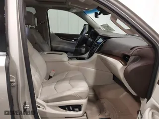 2017 Cadillac Escalade Luxury with VIN 1GYS4BKJ5HR254402, listed as a IAAI auction lot 41492160 with 76,419 mi miles. Bid and sale history available at carsss.com. Image 5.