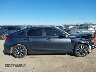 2024 Honda Civic EX-L z VIN 19XFL1H79RE002343, wystawiony jako IAAI lot #41691984 z przebiegiem 42 062 mil mil oraz . Historia ofert i sprzedaży dostępna na DreamBid. Obrazek 14.
