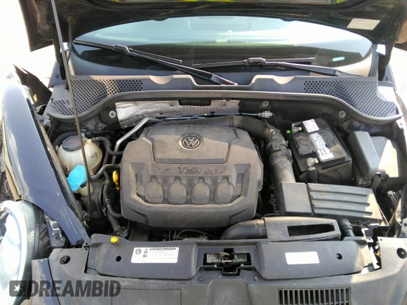 2018 Volkswagen Beetle S z VIN 3VWFD7ATXJM705321, wystawiony jako IAAI lot #40118047 z przebiegiem Nie podano mil oraz . Historia ofert i sprzedaży dostępna na DreamBid. Obrazek 10.