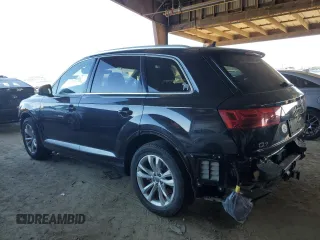 2019 Audi Q7 Premium with VIN WA1AAAF79KD034178, listed as a Copart auction lot 42302375 with 105,163 mi miles and Salvage title. Bid and sale history available at DreamBid. Image 2.