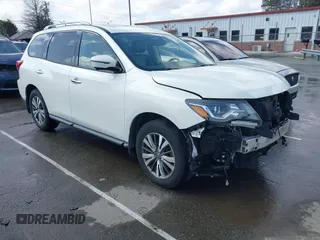 2017 Nissan Pathfinder SV with VIN 5N1DR2MM9HC627155, listed as a IAAI auction lot 41710942 with 60,906 mi miles. Bid and sale history available at carsss.com. Image 1.