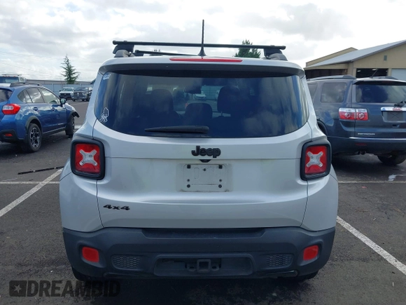 2017 Jeep Renegade Latitude with VIN ZACCJBBB5HPF68898, listed as a IAAI auction lot 41647375 with 98,270 mi miles. Bid and sale history available at carsss.com. Image 16.