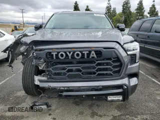 2024 Toyota Sequoia SR5 with VIN 7SVAAABA0RX040229, listed as a Copart auction lot 48743015 with 7,058 mi miles and Salvage Title. Bid and sale history available at carsss.com. Image 5.