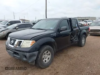 2011 Nissan Frontier SL z VIN 1N6AD0ER7BC412933, wystawiony jako IAAI lot #42362309 z przebiegiem 256 192 mil mil oraz . Historia ofert i sprzedaży dostępna na DreamBid. Obrazek 17.