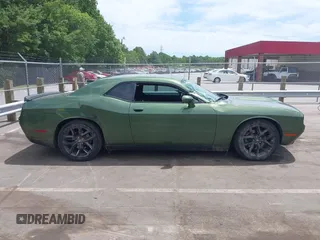 2020 Dodge Challenger R/T z VIN 2C3CDZBT0LH118907, wystawiony jako IAAI lot #42326228 z przebiegiem 92 235 mil mil oraz . Historia ofert i sprzedaży dostępna na DreamBid. Obrazek 13.