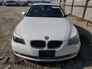 2008 BMW 5 Series z VIN WBAN453588CT16817, wystawiony jako Copart lot #54245065 z przebiegiem 103 603 mil mil oraz Czysty tytuł • Clean title. Historia ofert i sprzedaży dostępna na DreamBid. Obrazek 5.