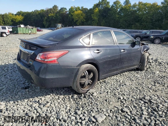 2013 Nissan Altima S with VIN 1N4AL3APXDC193633, listed as a Copart auction lot 70756334 with 133,145 mi miles and Salvage Title. Bid and sale history available at carsss.com. Image 3.
