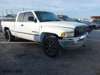 1999 Dodge Ram 1500 with VIN 3B7HC13Z8XG100234, listed as a IAAI auction lot 41794002 with 181,758 mi miles. Bid and sale history available at carsss.com. Image 1.