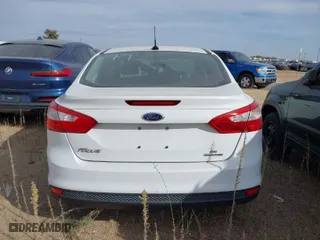 2014 Ford Focus SE with VIN 1FADP3F25EL427516, listed as a IAAI auction lot 25727850 with 27,444 mi miles. Bid and sale history available at carsss.com. Image 14.