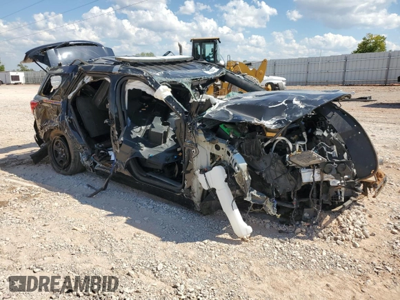 2021 Ford Police Interceptor Utility z VIN 1FM5K8AB5MGB53724, wystawiony jako Copart lot #71199844 z przebiegiem Nie podano mil oraz Szkoda całkowita • Salvage title. Historia ofert i sprzedaży dostępna na DreamBid. Obrazek 4.