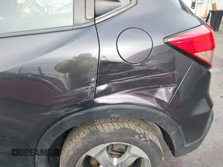 2017 Honda HR-V LX with VIN 3CZRU6H3XHM714198, listed as a IAAI auction lot 41490988 with 122,643 mi miles. Bid and sale history available at carsss.com. Image 18.
