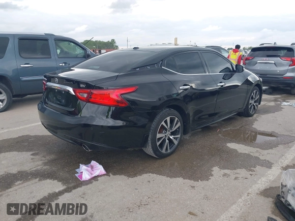 2017 Nissan Maxima Platinum z VIN 1N4AA6AP4HC403592, wystawiony jako IAAI lot #42177002 z przebiegiem 112 105 mil mil oraz . Historia ofert i sprzedaży dostępna na DreamBid. Obrazek 4.