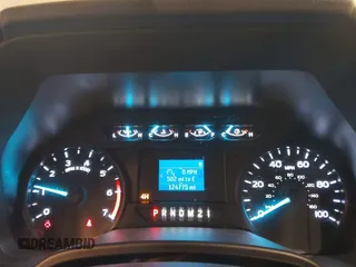 2020 Ford F-250 XL z VIN 1FT7W2B61LED31624, wystawiony jako IAAI lot #42383538 z przebiegiem 124 775 mil mil oraz . Historia ofert i sprzedaży dostępna na DreamBid. Obrazek 7.