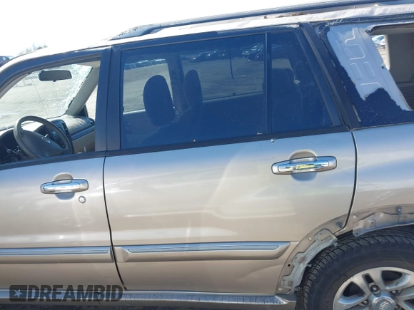 2005 Suzuki XL7 LX с VIN JS3TY92V654101175, выставлен на аукционе IAAI как лот 41877926 с пробегом 197 899 миль миль и . История ставок и продаж доступна на DreamBid. Изображение 14.