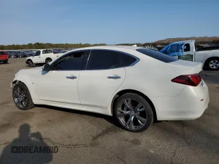2015 Infiniti Q70 with VIN JN1BY1AR6FM561375, listed as a Copart auction lot 46578795 with 147,080 mi miles and Salvage title. Bid and sale history available at DreamBid. Image 2.