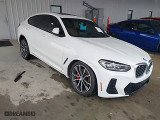 2022 BMW X4 xDrive30i with VIN 5UX33DT00N9M32466, listed as a IAAI auction lot 41270993 with 40,942 mi miles. Bid and sale history available at carsss.com. Image 1.