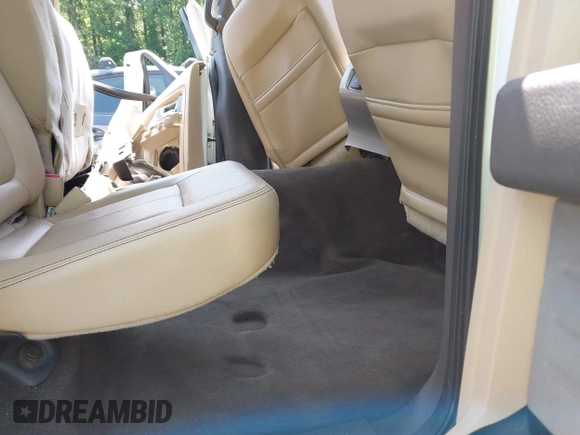 2012 Ford F-150 XL with VIN 1FTFW1ET0CFA73954, listed as a IAAI auction lot 42383357 with 113,210 mi miles and . Bid and sale history available at DreamBid. Image 8.