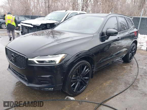 2019 Volvo XC60 R-Design with VIN LYV102RM9KB297622, listed as a IAAI auction lot 41582805 with 66,334 mi miles. Bid and sale history available at carsss.com. Image 2.