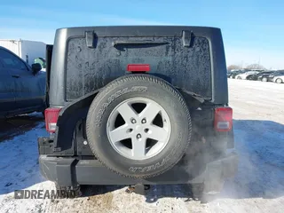 2017 Jeep Wrangler Unlimited Sport with VIN 1C4BJWDG0HL629476, listed as a IAAI auction lot 41408256 with 109,447 mi miles. Bid and sale history available at carsss.com. Image 16.