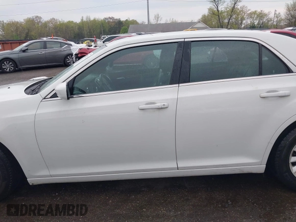 2014 Chrysler 300 with VIN 2C3CCAAG5EH128036, listed as a IAAI auction lot 41988327 with 153,809 mi miles. Bid and sale history available at carsss.com. Image 14.