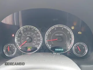 2007 Jeep Liberty Limited z VIN 1J4GL58KX7W526436, wystawiony jako IAAI lot #42181619 z przebiegiem 85 850 mil mil oraz . Historia ofert i sprzedaży dostępna na DreamBid. Obrazek 7.