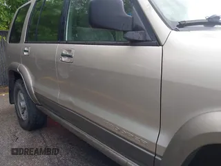 2002 Isuzu Trooper S с VIN JACDJ58X627J11058, выставлен на аукционе IAAI как лот 42422162 с пробегом 137 857 миль миль и . История ставок и продаж доступна на DreamBid. Изображение 6.