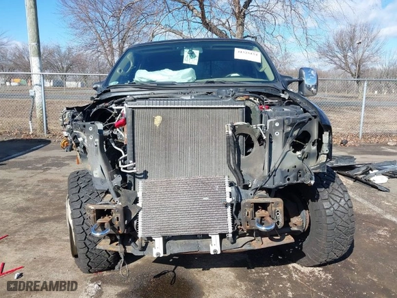 2006 Ford Super Duty F-250 XL with VIN 1FTSW21P76EA63915, listed as a IAAI auction lot 41525154 with 68,147 mi miles. Bid and sale history available at carsss.com. Image 13.