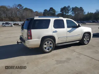 2011 GMC Yukon Denali with VIN 1GKS1EEF8BR278602, listed as a Copart auction lot 89003525 with 215,969 mi miles and Salvage Title. Bid and sale history available at carsss.com. Image 3.