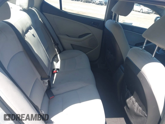 2014 Kia Optima LX with VIN 5XXGM4A72EG339998, listed as a IAAI auction lot 42132720 with 186,989 mi miles. Bid and sale history available at carsss.com. Image 8.