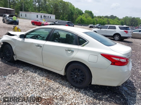 2017 Nissan Altima SV with VIN 1N4AL3APXHC233988, listed as a IAAI auction lot 42123873 with 49,000 mi miles and . Bid and sale history available at DreamBid. Image 3.
