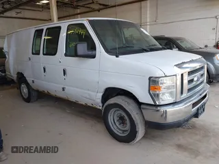 2013 Ford Econoline Cargo Commercial z VIN 1FTSS3EL0DDA86867, wystawiony jako IAAI lot #42396449 z przebiegiem 336 057 mil mil oraz . Historia ofert i sprzedaży dostępna na DreamBid. Obrazek 1.