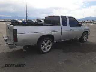1994 Nissan Hardbody z VIN 1N6HD16S6RC308966, wystawiony jako Copart lot #55130285 z przebiegiem 238 053 mil mil oraz Szkoda całkowita • Salvage title. Historia ofert i sprzedaży dostępna na DreamBid. Obrazek 3.
