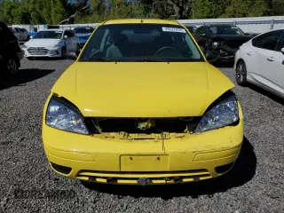 2005 Ford Focus S with VIN 3FAFP31N45R143144, listed as a Copart auction lot 49522455 with 125,885 mi miles and Salvage Title. Bid and sale history available at carsss.com. Image 5.