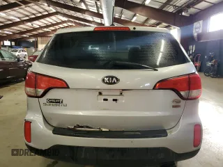 2015 Kia Sorento LX with VIN 5XYKTCA60FG593933, listed as a Copart auction lot 50610885 with 293,416 mi miles and Clean Title. Bid and sale history available at DreamBid. Image 6.