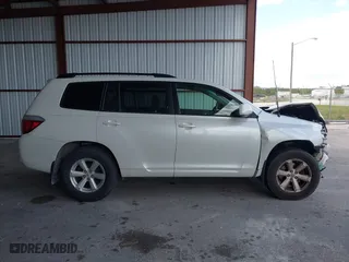 2009 Toyota Highlander with VIN JTEDS41A892074869, listed as a IAAI auction lot 41705345 with 149,304 mi miles. Bid and sale history available at carsss.com. Image 13.