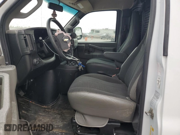2022 Chevrolet Express Cargo with VIN 1GCWGAFP1N1177920, listed as a Copart auction lot 55304995 with 42,656 mi miles and Salvage title. Bid and sale history available at DreamBid. Image 7.