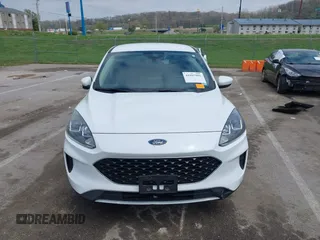 2020 Ford Escape SE z VIN 1FMCU9G68LUB64704, wystawiony jako IAAI lot #41997996 z przebiegiem 50 646 mil mil oraz . Historia ofert i sprzedaży dostępna na DreamBid. Obrazek 13.