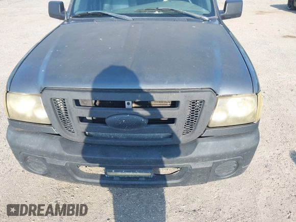 2008 Ford Ranger XL z VIN 1FTYR10D28PA29665, wystawiony jako IAAI lot #42315362 z przebiegiem 242 310 mil mil oraz . Historia ofert i sprzedaży dostępna na DreamBid. Obrazek 6.