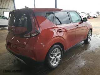 2025 Kia Soul LX with VIN KNDJ23AU8S7250291, listed as a Copart auction lot 51219505 with 6,639 mi miles and Clean Title. Bid and sale history available at carsss.com. Image 3.