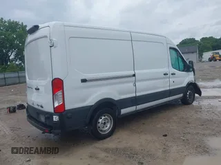 2019 Ford Transit z VIN 1FTYR2CM1KKA28111, wystawiony jako IAAI lot #42439960 z przebiegiem 116 173 mil mil oraz . Historia ofert i sprzedaży dostępna na DreamBid. Obrazek 4.