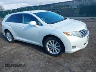 2010 Toyota Venza with VIN 4T3ZA3BB7AU022367, listed as a IAAI auction lot 41875408 with 175,800 mi miles. Bid and sale history available at carsss.com. Image 1.