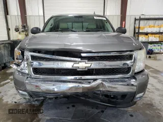 2007 Chevrolet Silverado 1500 1LT with VIN 1GCEK19J87E507890, listed as a Copart auction lot 54205995 with 131,642 mi miles and Salvage Title. Bid and sale history available at DreamBid. Image 5.