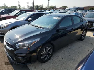 2021 Kia Forte LXS z VIN 3KPF24AD2ME349591, wystawiony jako Copart lot #60636965 z przebiegiem 60 401 mil mil oraz Czysty tytuł • Clean title. Historia ofert i sprzedaży dostępna na DreamBid. Obrazek 1.