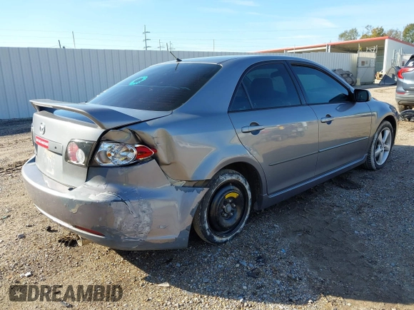 2007 Mazda Mazda6 i Sport VE with VIN 1YVHP80C475M48207, listed as a IAAI auction lot 41028164 with 173,307 mi miles. Bid and sale history available at carsss.com. Image 4.
