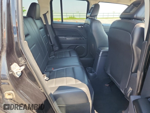 2009 Jeep Patriot with VIN 1J8FF48B99D130007, listed as a Copart auction lot 63732625 with 90,352 mi miles and Non repairable. Bid and sale history available at DreamBid. Image 10.