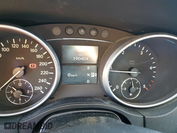 2008 Mercedes-Benz M 320 CDI with VIN 4JGBB22EX8A419417, listed as a Copart auction lot 48437055 with 190,404 mi miles and Salvage Title. Bid and sale history available at carsss.com. Image 9.