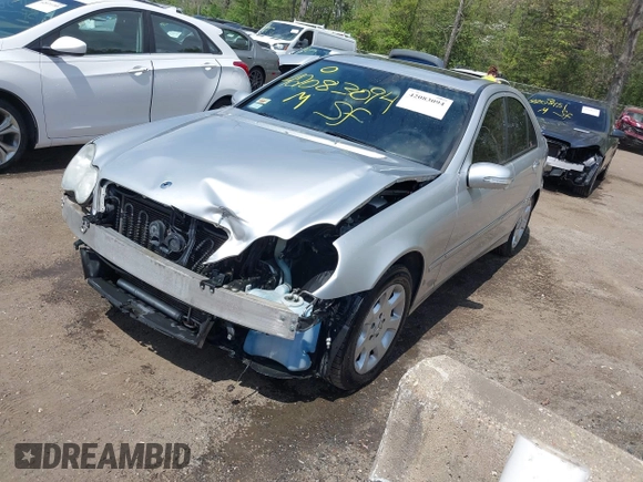 2005 Mercedes-Benz C 240 with VIN WDBRF81J75F707949, listed as a IAAI auction lot 42083094 with 108,730 mi miles and . Bid and sale history available at DreamBid. Image 17.