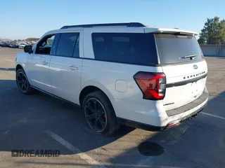2023 Ford Expedition Max Limited z VIN 1FMJK2AG5PEA09842, wystawiony jako IAAI lot #41372146 z przebiegiem Nie podano mil oraz . Historia ofert i sprzedaży dostępna na DreamBid. Obrazek 3.