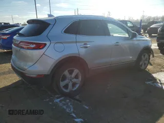 2017 Lincoln MKC Premiere with VIN 5LMCJ1D96HUL28643, listed as a Copart auction lot 84678154 with 140,371 mi miles and Salvage Title. Bid and sale history available at DreamBid. Image 3.